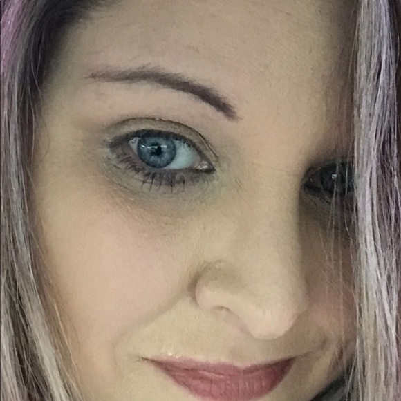 Meet your Posher, Nancy - Picture 3 of 8